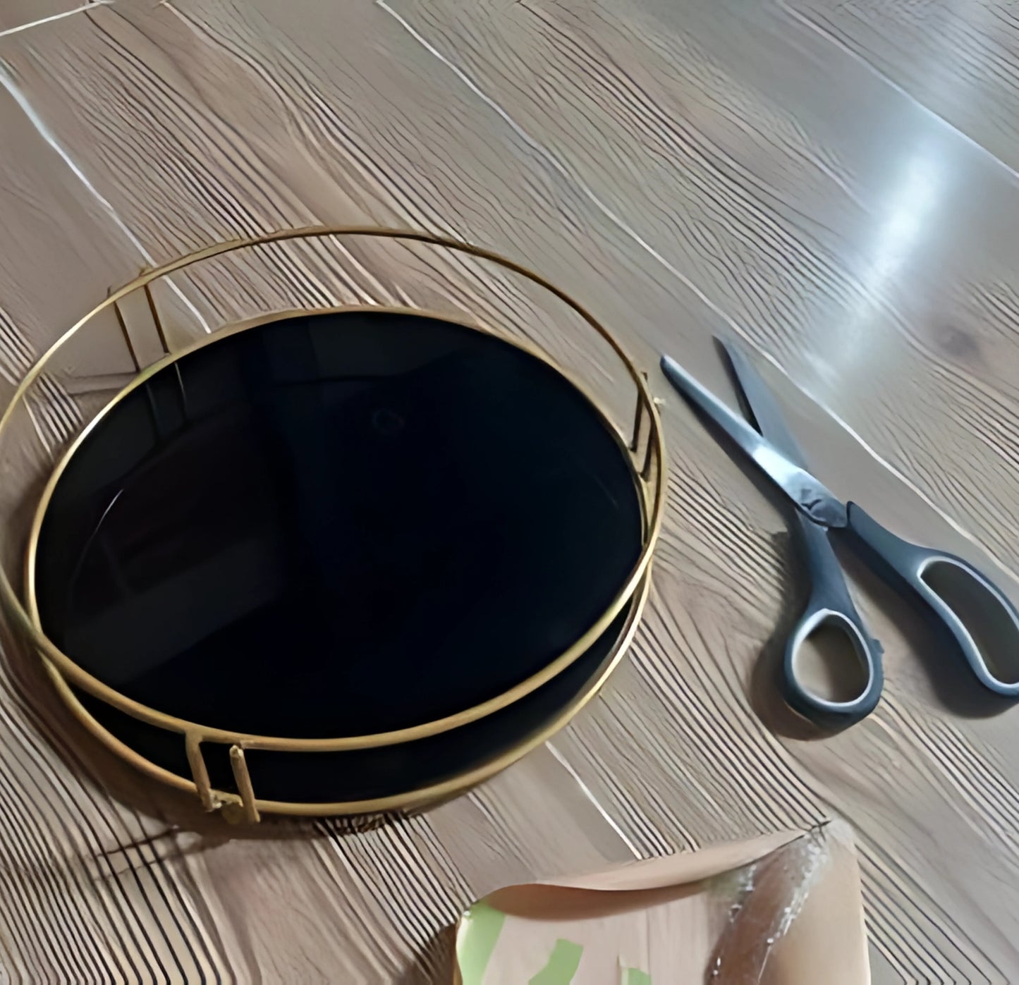 Round Makeup organizer cosmetic shelf
